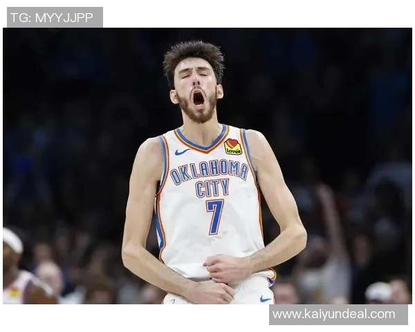 亚当斯防挡拆表现出色每回合失分仅067分与艾顿并列中锋第二佳