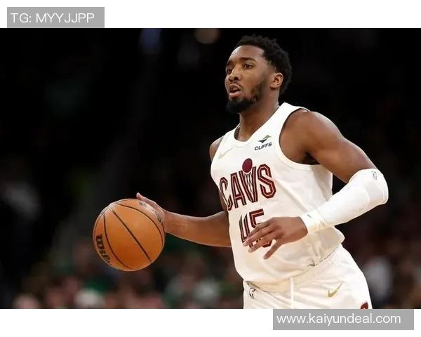 小卡复出状态良好13投6中贡献20分3篮板3抢断三分球表现出色