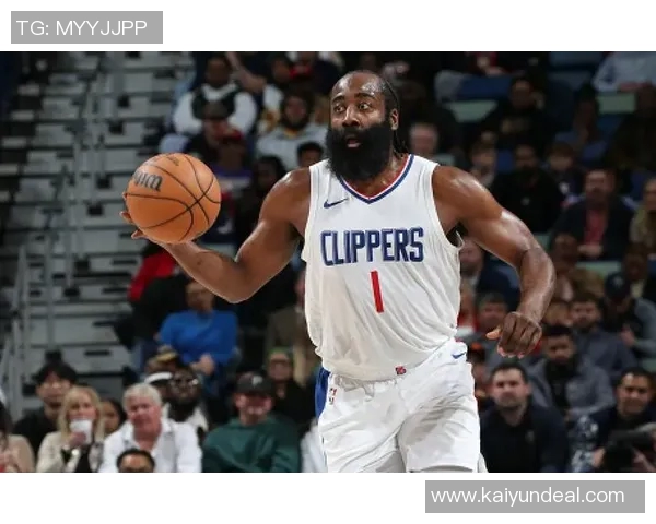 快船发布海报庆祝胜利哈登精彩投篮瞬间成焦点